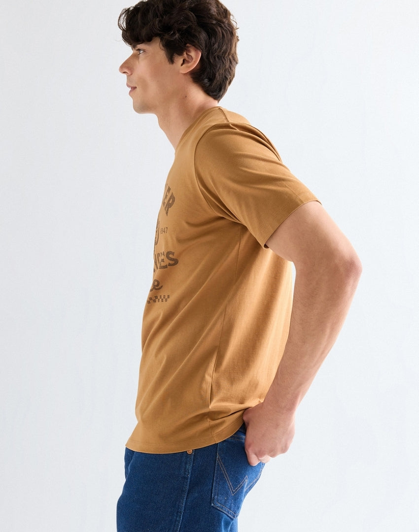 Wrangler Regular Americana Tee 112377952 in Chipmunk