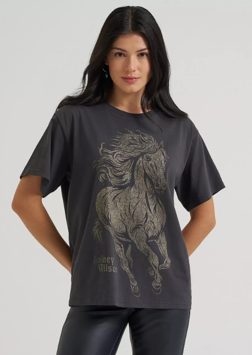Wrangler 1112390338 Lainey Wilson x Wrangler Golden Tex Tee