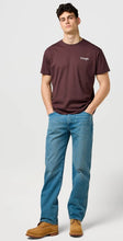 Load image into Gallery viewer, Wrangler Americana Tee in Mahogany 112371468
