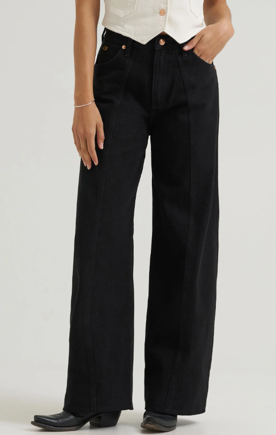 Wrangler 112390308 Lainey Wilson Tour Barrel Jeans in Midnight