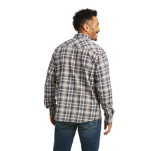 Load image into Gallery viewer, Ariat Mens Holland Retro Snap Long Sleeved Shirt 10037343
