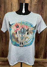 Load image into Gallery viewer, Sun Shirts 076-500-DNM Serape Cowskull Bling T-Shirt
