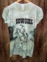Load image into Gallery viewer, Sun Shirts 1064500 Cowgirls 360 pattern Round Neck T-Shirt
